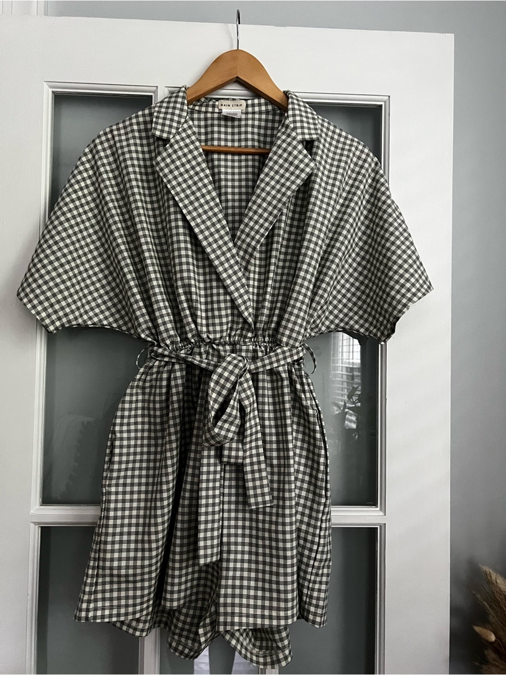 Main Strip Green & White Gingham Tie-Waist Romper with Notch Collar